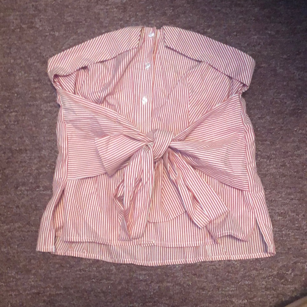 Super cute top men’s inspired Button up shirt